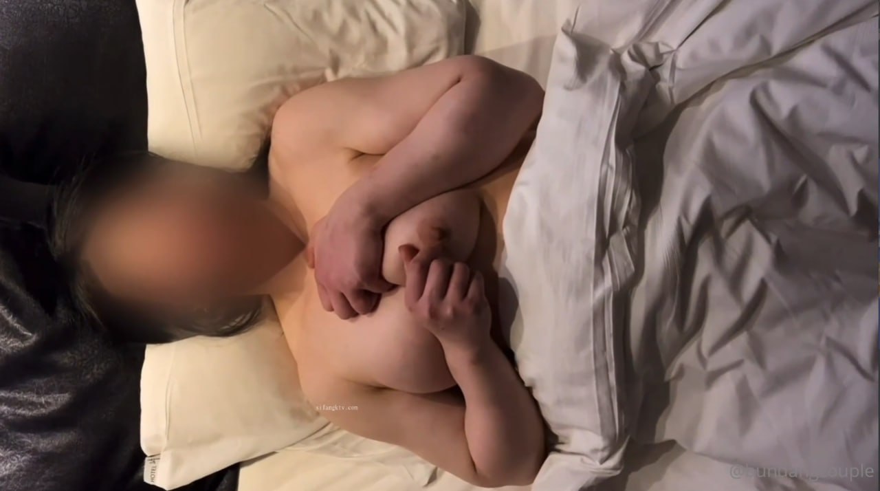 清晰电话！偷情途中接到老公电话！！面对查岗心不慌不忙应对！